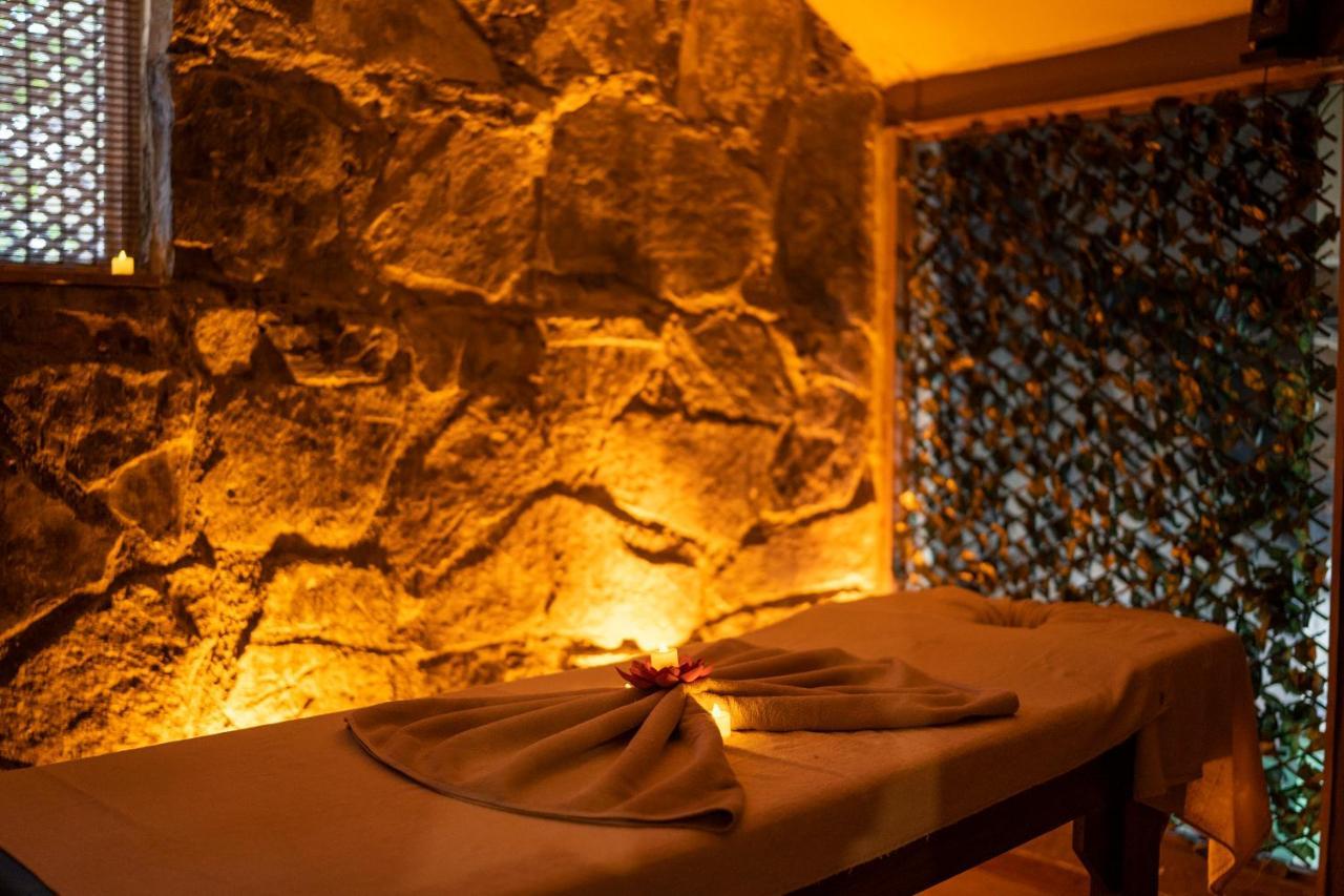 Liona Hotel & Spa 군도간 외부 사진