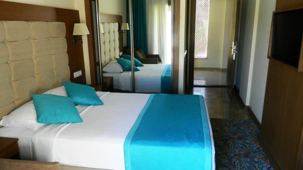 Liona Hotel & Spa 군도간 외부 사진