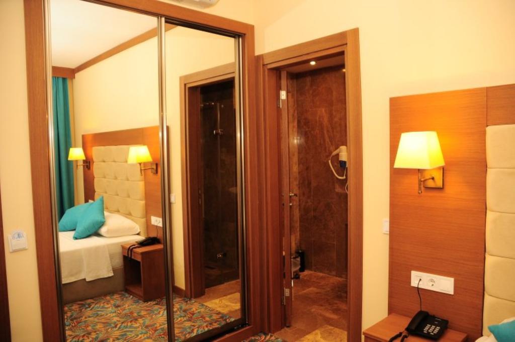 Liona Hotel & Spa 군도간 외부 사진